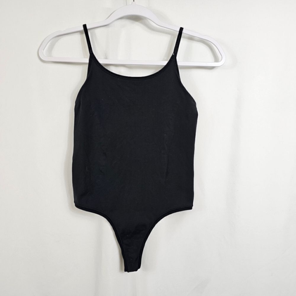 Lululemon Crew Neck Bodysuit in Black - Size S
